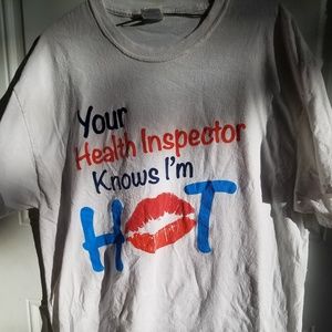 HILARIOUS Graphic T shirt ***DEFINITELY RARE FIND*